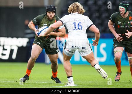 Swansea, Regno Unito. 12th Dic 2021. Ospreys sostituzione Nicky Smith durante la Ospreys v Vendita Sharks European Champions Cup Rugby Match. Credit: Gruffydd Thomas/Alamy Live News Foto Stock