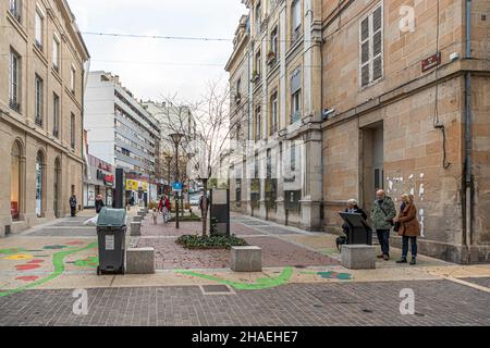 Place de Grevenbroich a Saint-Chamond, Francia. Grevenbroich, in Germania e Saint-Chamond in Francia sono due città gemelle Foto Stock