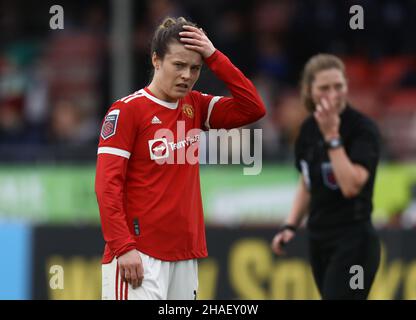 Crawley, Regno Unito, 12th dicembre 2021. Hayley Ladd di Manchester United durante la partita della fa Women's Super League al People's Pension Stadium di Crawley. Il credito dell'immagine dovrebbe leggere: Paul Terry / credito dello Sportimage: Notizie dal vivo dello Sportimage/Alamy Foto Stock