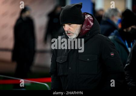 Udine, Italia. 11th Dic 2021. Direttore allenatore di Milano Stefano Pioli ritratto durante Udinese Calcio vs AC Milano, Calcio italiana Serie A Match a Udine, Italia, Dicembre 11 2021 credito: Agenzia fotografica indipendente/Alamy Live News Foto Stock