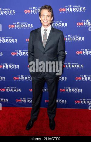 12 dicembre 2021, New York, New York, Stati Uniti d'America: Hugh Dancy partecipa 15th al tributo annuale degli eroi della CNN All-Star al Museo Americano di Storia Naturale (immagine di credito: © Lev Radin/Pacific Press via ZUMA Press Wire) Foto Stock