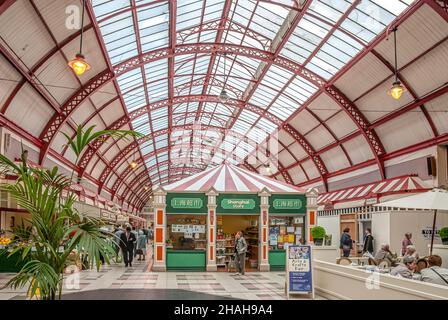 All'interno del mercato di Grainger a Newcastle upon Tyne, Inghilterra del Nord Foto Stock