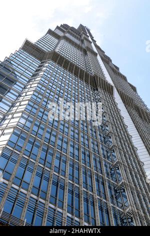 Jinmao Tower a Shanghai, ex l'edificio più alto della Cina e il quarto più alto del mondo nel corso del 20th secolo Foto Stock