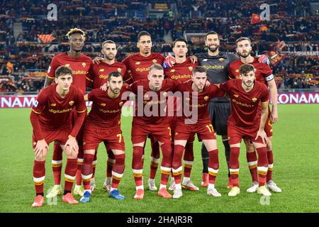 Roma, Italia. 13th Dic 2021. COME squadra di Roma durante il Campionato Italiano di Calcio una partita 2021/2022 tra AS Roma vs Spezia Calcio allo Stadio Olimpico di Roma il 13 dicembre 2021. Credit: Live Media Publishing Group/Alamy Live News Foto Stock