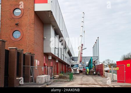 Liverpool, Merseyside, Regno Unito - Dic, 02 2021. Una vista generale del sito di Anfield Road all'Anfield Stadium del Liverpool Football Club come constructio Foto Stock