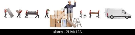 Uomo maturo con un mucchio di scatole di cartone che punta in su e lavoratori da una società di rimozione con un furgone isolato su sfondo bianco Foto Stock