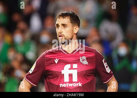 Siviglia, Spagna. 12th Dic 2021. Adnan Januzaj di Real Sociedad visto durante la partita LaLiga Santander 2021/2022 tra Real Betis e Real Sociedad all'Estadio Benito Villamarín.Final Score; Real Betis 4:0 Real Sociedad. Credit: SOPA Images Limited/Alamy Live News Foto Stock