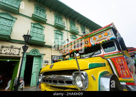 Sonson, Antioquia / Colombia - 19 novembre 2021. Trasporto contadino delle città colombiane. Foto Stock