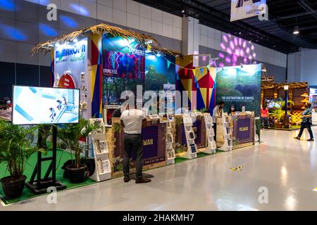 Persone che hanno visitato il Philippines Travel Market Event at SMX, Metro Manila, Filippine, Nov 28 , 2021 Foto Stock