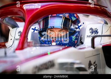 BOTTAS Valtteri (fin), Alfa Romeo Racing ORLEN C38, ritratto durante i test post-stagione 2021 dal 14 al 15 dicembre 2021 sul circuito Yas Marina, a Yas Island, Abu Dhabi - Foto: Florent Gooden/DPPI/LiveMedia Foto Stock