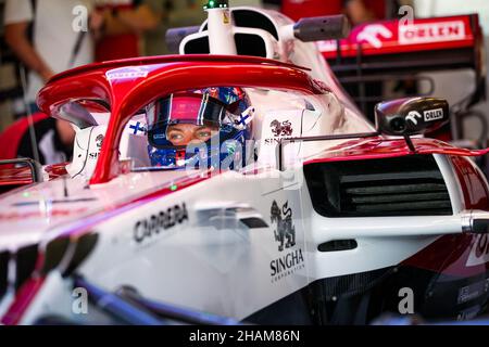 BOTTAS Valtteri (fin), Alfa Romeo Racing ORLEN C38, ritratto durante i test post-stagione 2021 dal 14 al 15 dicembre 2021 sul circuito Yas Marina, a Yas Island, Abu Dhabi - Foto: Florent Gooden/DPPI/LiveMedia Foto Stock