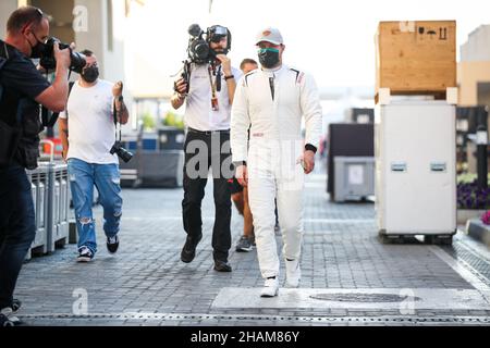 BOTTAS Valtteri (fin), Alfa Romeo Racing ORLEN C38, ritratto durante i test post-stagione 2021 dal 14 al 15 dicembre 2021 sul circuito Yas Marina, a Yas Island, Abu Dhabi - Foto: Florent Gooden/DPPI/LiveMedia Foto Stock