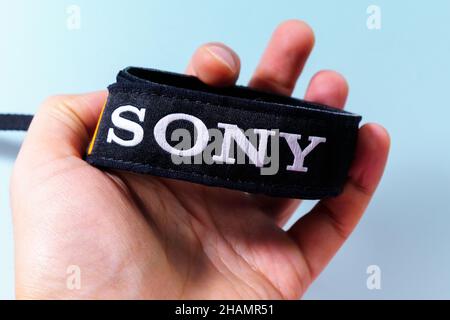 Tyumen, Russia-15 ottobre 2021: Logo Sony Company. Questa azienda giapponese produce prodotti elettronici. Foto Stock