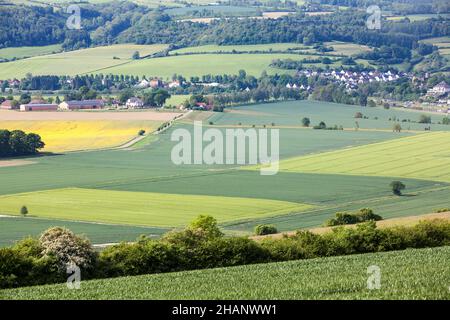 Vista panoramica dal castello di Schaumburg, dalla valle di Weser, dalla contea di Schaumburg, da Schaumburg, da Rinteln, Bassa Sassonia, Germania, Europa Foto Stock