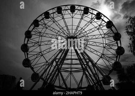 Ruota di ferro silhouette sfondo Foto Stock