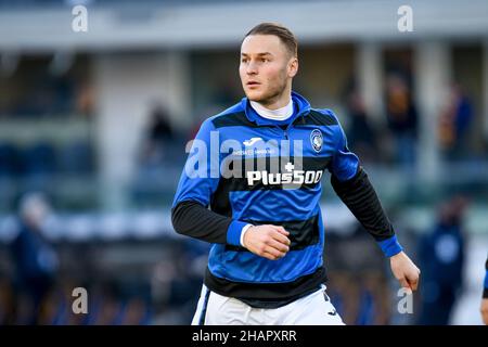 Verona, Italia. 12th Dic 2021. Atalanta's Teun Koopmeiners ritratto durante Hellas Verona FC vs Atalanta BC, campionato italiano di calcio A partita a Verona, Italia, Dicembre 12 2021 Credit: Independent Photo Agency/Alamy Live News Foto Stock