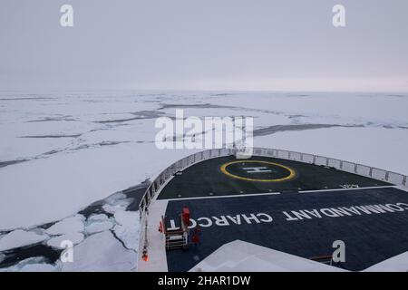 Norvegia artica, 89 gradi a nord. Arco di le Commandant Charcot sulla strada per il Polo Nord. Foto Stock