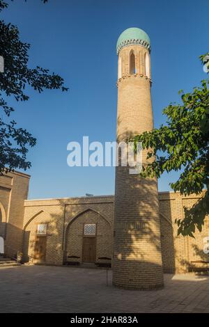 Minareto al complesso Dorut Tilavat a Shahrisabz, Uzbekistan Foto Stock