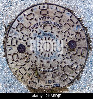 Coperchio di botola vicino a Bormes-les-Mimosas, Francia Foto Stock