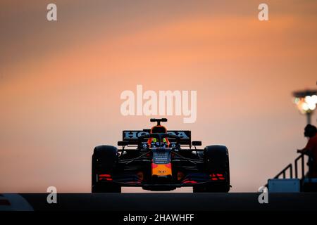 11 PEREZ Sergio (mex), Red Bull Racing Honda, in azione durante i test post-stagione 2021 dal 14 al 15 dicembre 2021 sul circuito Yas Marina, a Yas Island, Abu Dhabi - Foto: Antonin Vincent/DPPI/LiveMedia Foto Stock