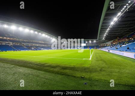 Brighton e Hove, Regno Unito. 15th Dic 2021. Una visione generale dello stadio prima della partita della Premier League tra Brighton e Hove Albion e Wolverhampton Wanderers all'American Express Community Stadium di Brighton e Hove, Inghilterra, il 15 dicembre 2021. Foto di Alan Stanford/prime Media Images Credit: Prime Media Images/Alamy Live News Foto Stock