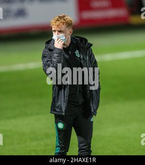 15th dicembre 2021; Victoria Park, Dingwall, Scozia, Scottish Premier League Football, Ross County versus Celtic; Owen Moffat of Celtic Foto Stock