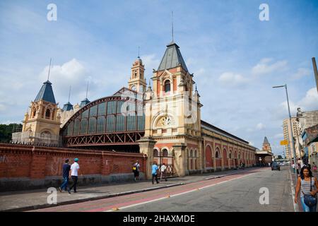 SAN PAOLO, BRASILE - 04 maggio 2018: Stazione ferroviaria Estacao da Luz a San Paolo, Brasile Foto Stock