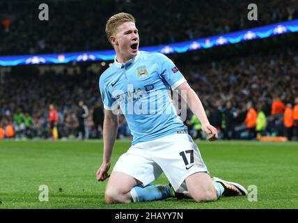 Foto di archivio datata 12-04-2016 del Kevin De Bruyne di Manchester City, che è stato nominato giocatore maschile del PFA dell'anno per la seconda stagione successiva. Data di emissione: Giovedì 16 dicembre 2021. Foto Stock