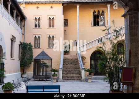 Ingresso principale del Palazzo Ducale di Gandia. Foto Stock