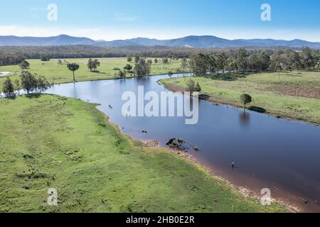 Vista aerea del fiume Myall e dei terreni agricoli a Bulahdelah - NSW Australia Foto Stock