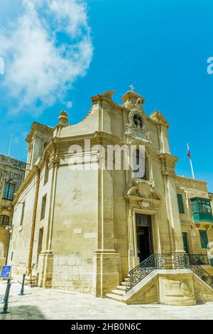 Veduta esterna della Chiesa di nostra Signora della Vittoria nella capitale maltese. Foto Stock