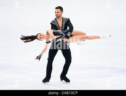 Lewis Gibson e Lilah temono durante il Team GB Beijing Olympic Winter Games Ice Skating team annuncio a Birmingham, Regno Unito. Data di emissione: Giovedì 16 dicembre 2021. Guarda le Olimpiadi DI PATTINAGGIO SU GHIACCIO della Pennsylvania Story. Il credito fotografico deve essere: Danny Lawson/PA Wire. RESTRIZIONI: L'uso è soggetto a restrizioni. Solo per uso editoriale, nessun uso commerciale senza previo consenso da parte del titolare dei diritti. Foto Stock