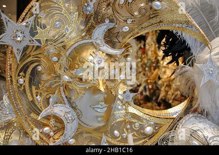 Maschere di carnevale veneziane, Venezia, Veneto, Italia Foto Stock