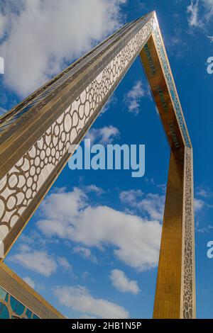 DUBAI, Emirati Arabi Uniti - 18 GENNAIO 2018: Vista della cornice di Dubai a Dubai, Emirati Arabi Uniti Foto Stock