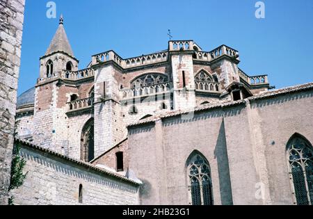 Cattedrale di St Etienne, Cahors, dipartimento del Lot, sud-ovest della Francia 1976 Foto Stock