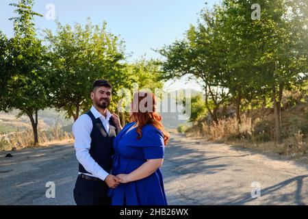 Coppia di gara mista in una data Foto Stock