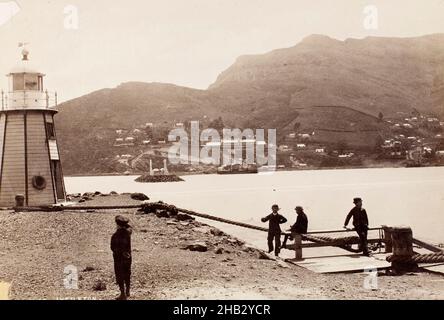 Lyttelton, studio Burton Brothers, studio fotografico, circa 1880, Dunedin, fotografia Foto Stock