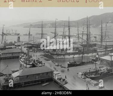 Wellington Wharf, Burton Brothers studio, studio fotografico, circa 1880s, Dunedin, fotografia in bianco e nero Foto Stock