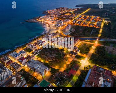 SA Coma, S'Illot, Mallorca, Spagna foto serali da drone. Immagini aeree dell'isola di Maiorca! Foto Stock