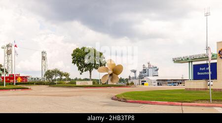 Beaumont, Texas, USA - 19 settembre 2021: Il porto di Beaumont Foto Stock