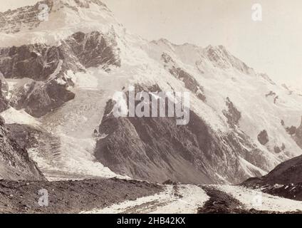 Mount Sefton, 5 miglia sopra Kea Point, studio Burton Brothers, studio fotografico, 1893, Dunedin, fotografia in bianco e nero Foto Stock