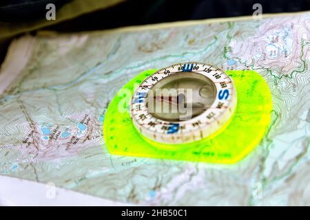 WA205210-00....WASHINGTON - Navagation con mappa e bussola. Foto Stock