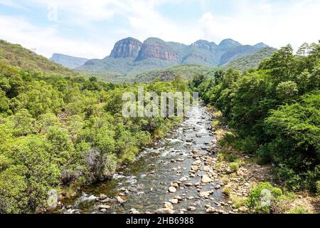 Panorama al Blyde River Canyon, Mpumalanga, Sudafrica, visto da dietro il popolare punto di vista Foto Stock