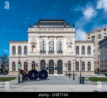Lubiana, Slovenia - 04 07 2018: Facciata della galleria nazionale Foto Stock