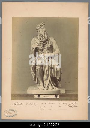 Copia presunta dopo Mosè di Michelangelo, anonima, 1850 - 1900, supporto fotografico, cartone, stampa albume, altezza 349 mm x larghezza 259 mm Foto Stock