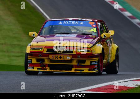 Keith Waite, Alfa Romeo 75, 750MC HITEK Campionato Alfa Romeo, Festival Italia, Brands Hatch, Fawkham, Kent, Inghilterra, domenica 15th agosto, 2021. Foto Stock