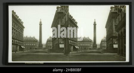 Vista delle colonne Vendôme a Place Vendôme a Parigi, Francia, colonne Vendôme, Parigi (titolo sull'oggetto), anonima, Parigi, 1856 - 1890, vetro, zegel rand: slitta, altezza 84 mm x larghezza 170 mm Foto Stock