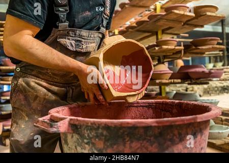 Poterie NON a Mas-Saintes-Puelles, Francia Foto Stock