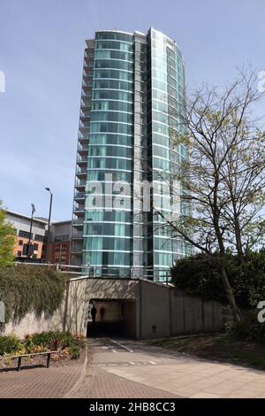 Velocity Tower blocco di appartamenti nel centro di Sheffield Inghilterra Regno Unito, moderno blocco di alloggi, edificio con facciata in vetro, edificio residenziale nel centro della città Foto Stock