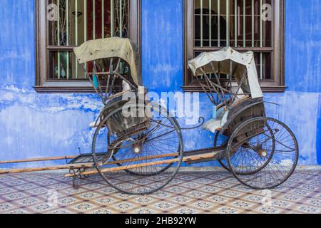 Risciò al Cheong Fatt Tze Mansion la Blue Mansion a George Town, Malesia Foto Stock